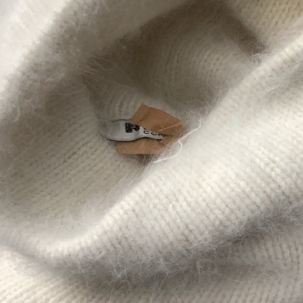 VINTAGE-Angora Knit Sweater - Picture 7 of 7